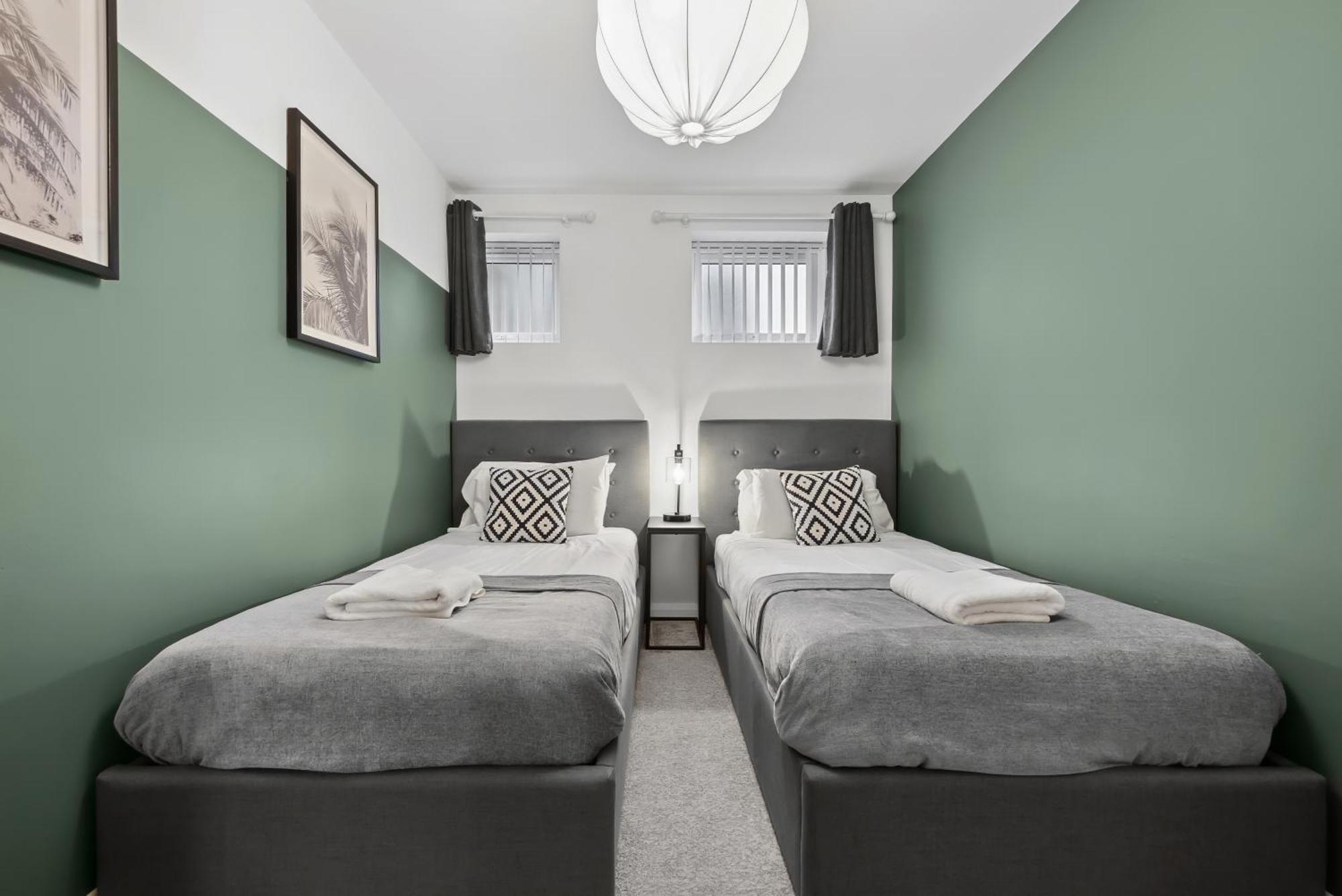 סירנססטר Corinium Lodge - Town Centre Apartment מראה חיצוני תמונה